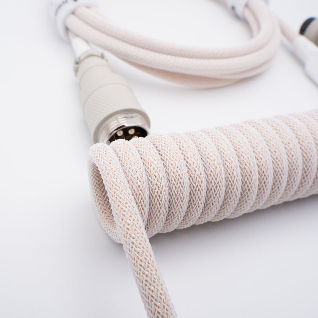 Retro Beige Keyboard Cable - From Scratch